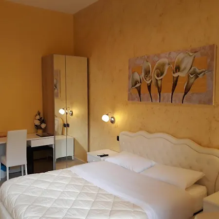 Mediterraneo 4* Maglie